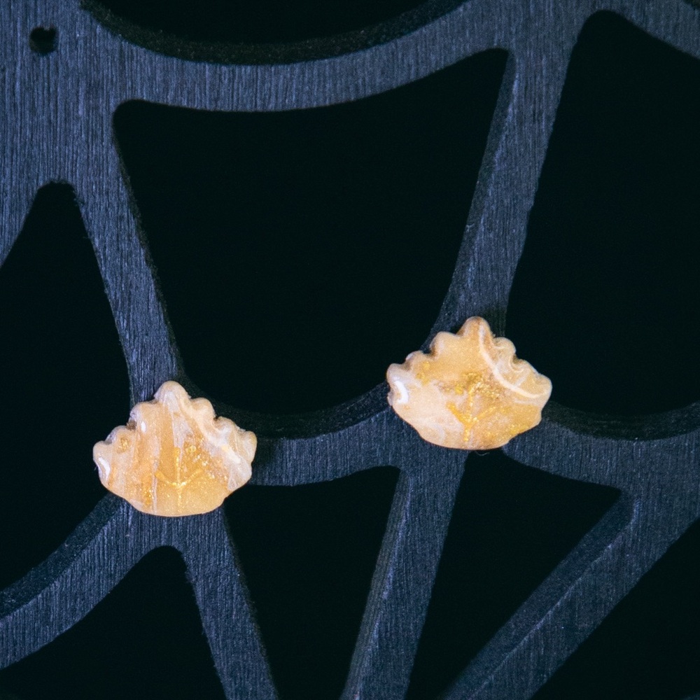 Leaf Peeping Studs in Gold